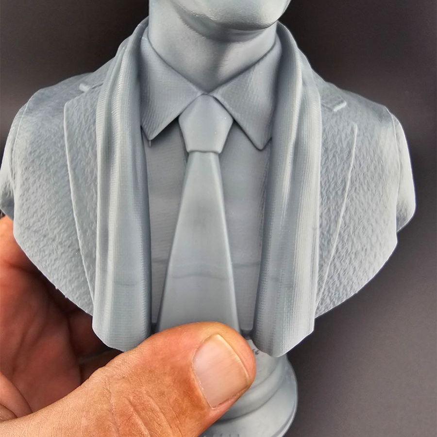 1/6 scale George Bailey bust Misprint Edition – front view showing minor layer shift on resin