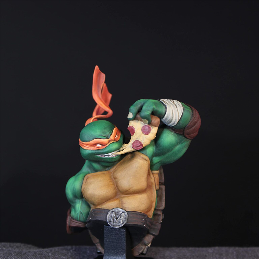 Unpainted 1/9 scale Michelangelo resin bust kit featuring detailed sculpting, ready for assembly and painting.