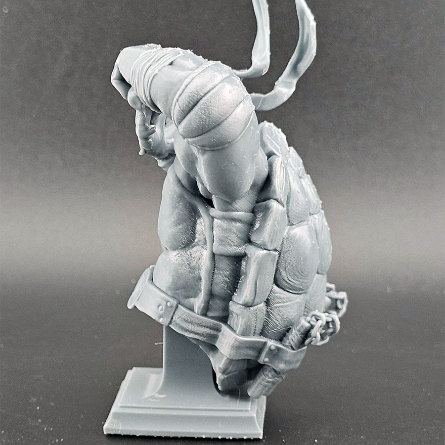 Unpainted 1/9 scale Michelangelo resin bust kit featuring detailed sculpting, ready for assembly and painting.