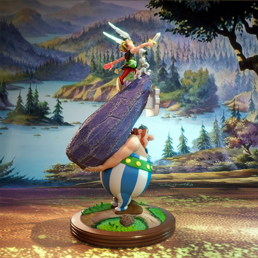 Asterix and Obelix resin figures in classic comic style with expressive poses