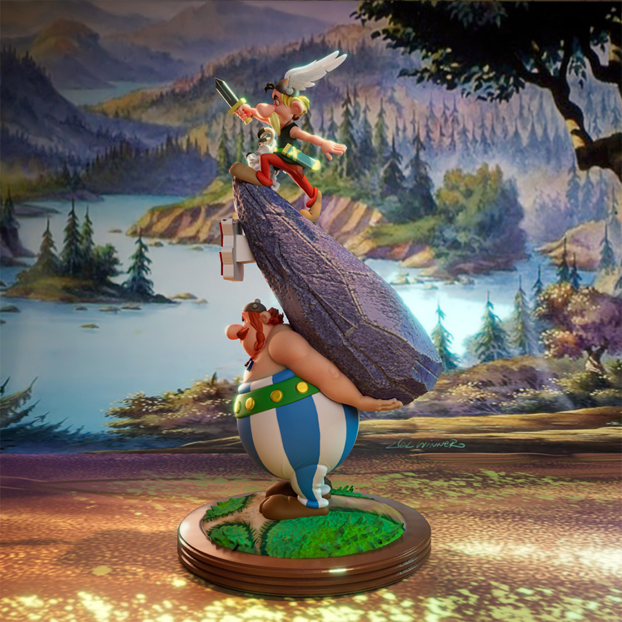 Asterix and Obelix resin figures in classic comic style with expressive poses