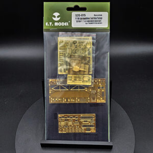 ET Model S35-015 Russian PT-76B Light Amphibious Tank Trumpeter 00381