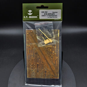 ET Model E35-152 Russian BTR-60PB APC Trumpeter 01544