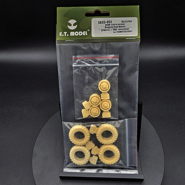 ET Model ER35-051 Russian BRDM-2 (Early Version) Weighted Road Wheels Trumpeter 05511