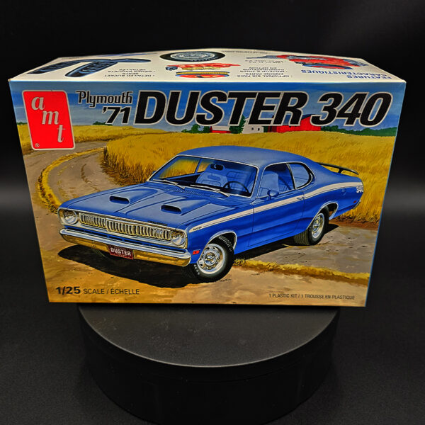 AMT 1-25 Plymouth 1971 Duster 340 Model Kit Open Box