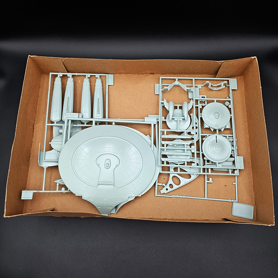 AMT/ERTL 1/2500 Scale Star Trek 3 Piece U.S.S. Enterprise Set (1988 ...