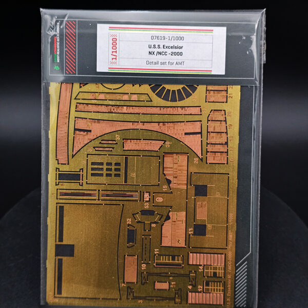 1-1000 USS Excelsior NX NCC-2000 PE Set AMT Open Box Stash Sale