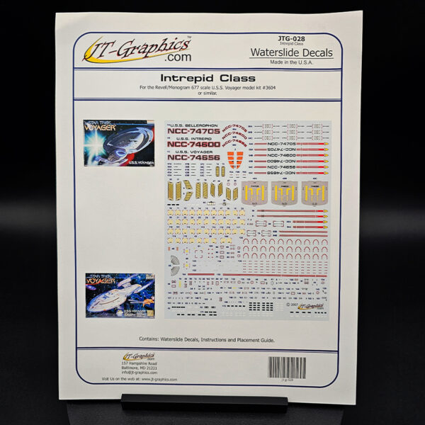 Monogram 1-670 USS Voyager NCC-74656 Open Box Complete w JT Graphics Decals Stash Sale