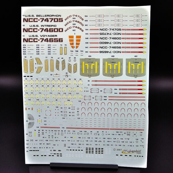 Monogram 1-670 USS Voyager NCC-74656 Open Box Complete w JT Graphics Decals Stash Sale