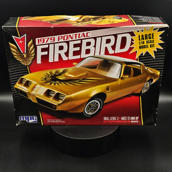 AMT 1/16 1972 Pontiac Firebird MPC862/06 Open Box And Bags Model Kit