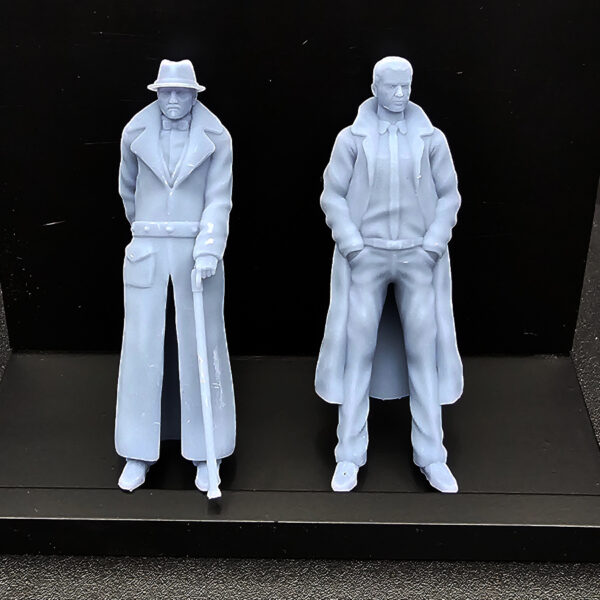 Cozmic Scale Models 1/24 Blade Runner standing figures for Fujimi Spinner (open box), parts and packaging shown.