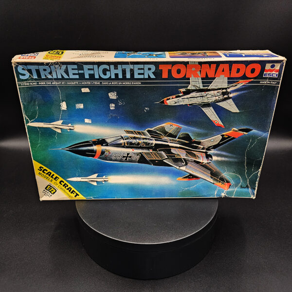 ESCI 1/72 Strike-Fighter Tornado aircraft model kit open box complete
