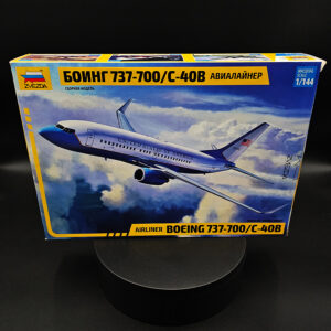 Zvezda 1/144 Boeing 737-700 C-40B aircraft model kit open box complete