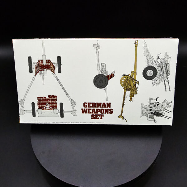 Aurora ESCI 1/72 German weapons set open box complete