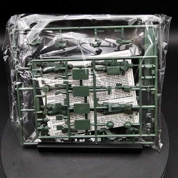 Tamiya 1/35 German army officer figure set open box complete