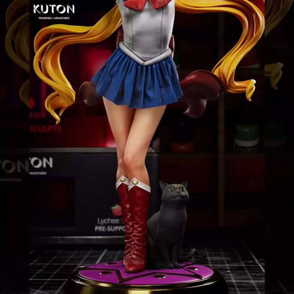 Sailor Moon resin print by Kuton Sculpts with flowing twin-tails and wand pose, available as 1/10 scale figure or 1/9 scale bust