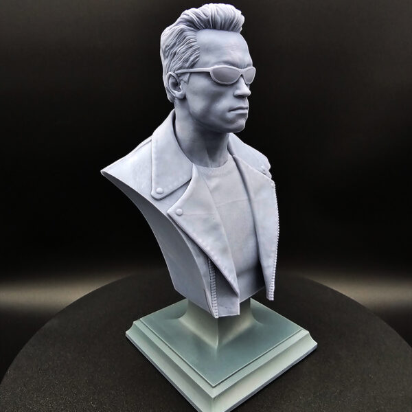 Misprint CA3D 1/6 scale Terminator bust resin 3D print with base by HLI3DFX
